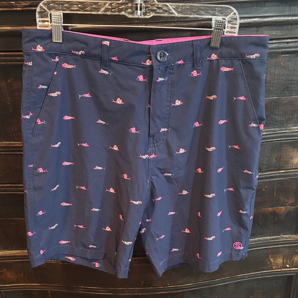 Scales 30 Performance Stretch Trippy Fish 8.5" Chino Walkshorts Navy - Picture 2 of 5